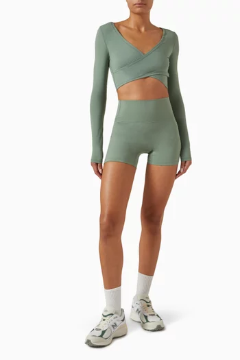 بلوزة ألتيميت بتصميم ملفوف