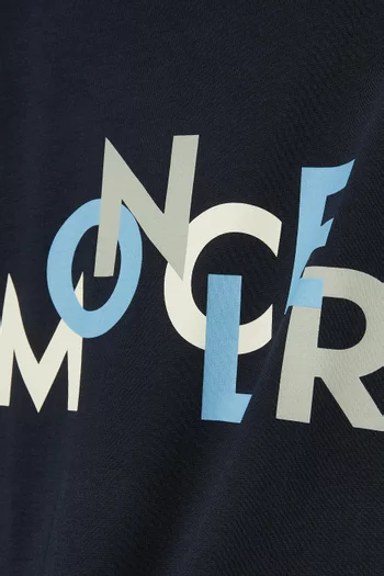 تي شيرت بشعار الماركة جيرسيه