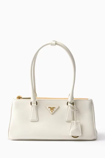 Medium Galleria Shoulder Bag in Leather