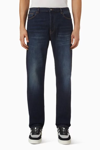 بنطال جينز بقصة ساق مستقيمة دينم