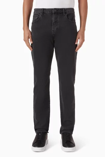 بنطال جينز بقصة ضيقة دينم