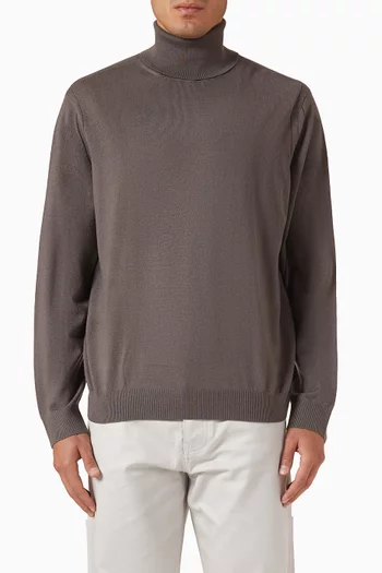 Turtleneck Sweater in Virgin Wool Blend