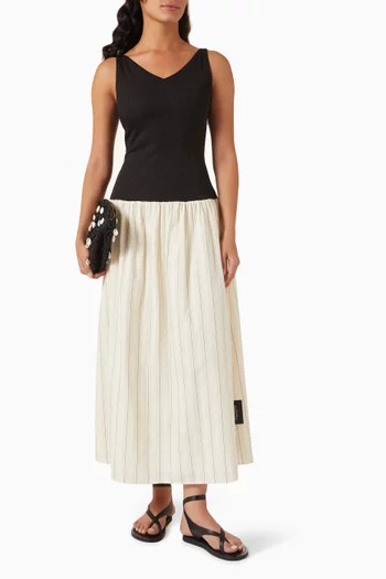 Ainsley V-neck Dress in Jersey
