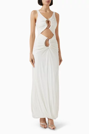 فستان طويل بفتحات منفصلة وحلي بيزلي