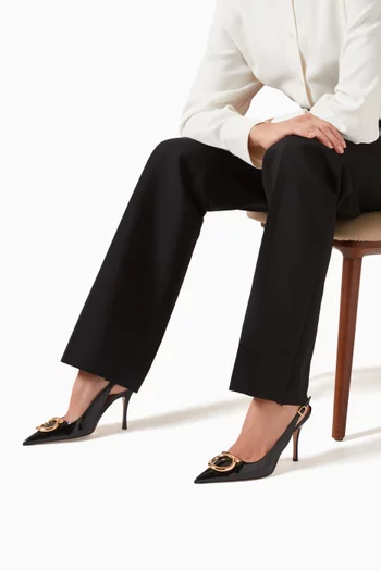 حذاء كلاسيك سارا بسير خلفي وحلية جانشيني كبيرة جلد لامع