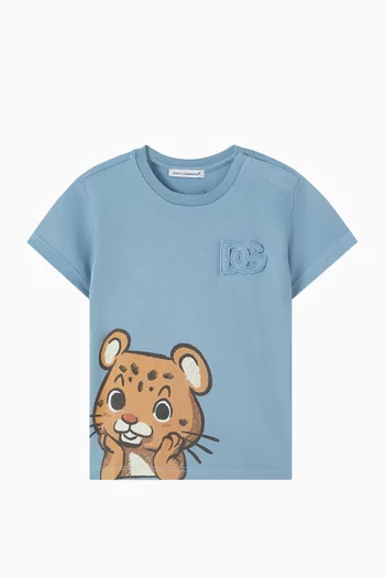 تي شيرت بشعار الماركة وأسد قطن