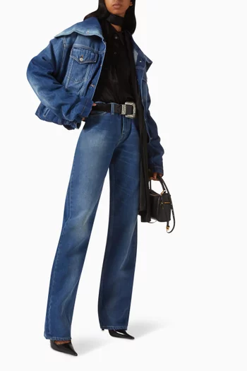 بنطال جينز بقصة ساق مستقيمة دينم