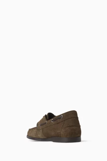 Boat Shoes in Suede
