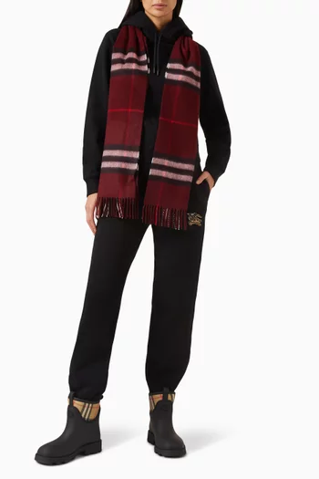 Giant Check Scarf in Cashmere