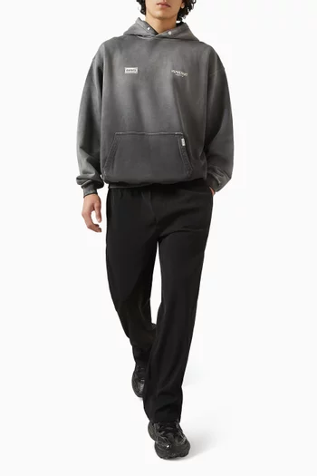 بنطال رياضي بأشرطة زينة