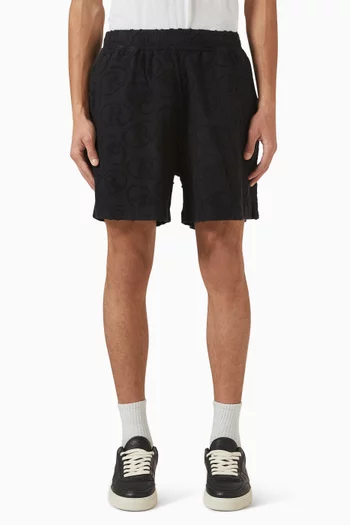 شورت مزين بالكامل بنقشة بملمس منشفة قطن