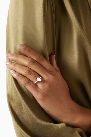 Nayla Emerald & Diamond Ring in 18kt Gold
