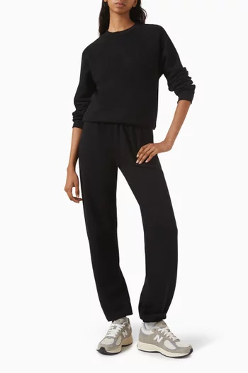 سويت شيرت بقصة قصيرة قليلاً وأكمام رغلان فرنش تيري