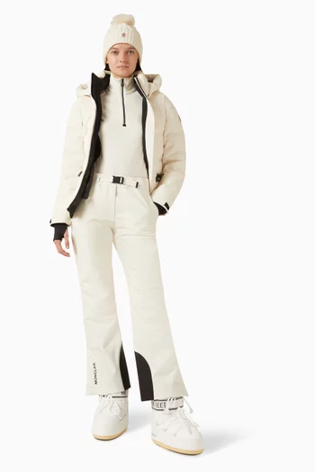 سترة بياقة عالية وسحّاب قصير قماش بولارتيك