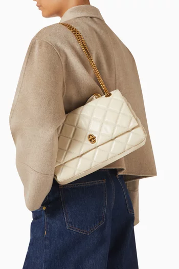 حقيبة كتف دوال متوسطة بتصميم مبطن جلد