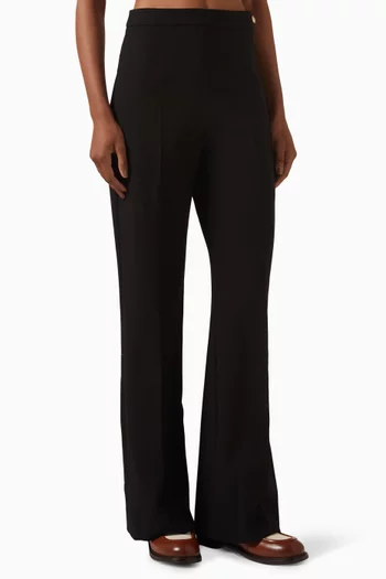 بنطال بقصة ساق مستقيمة