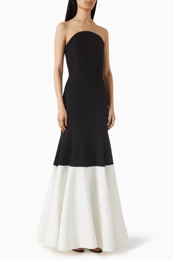 فستان مقسم بالألوان