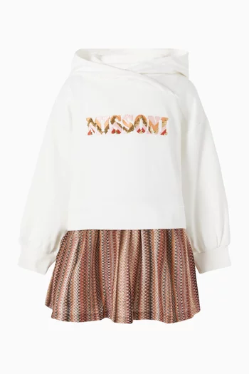 فستان بغطاء للرأس