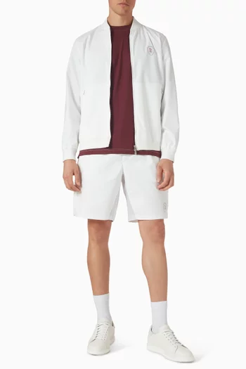 تي شيرت مطرز بشعار الماركة