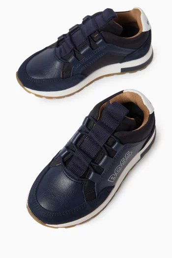 سنيكرز بشعار الماركة شمواه وقماش