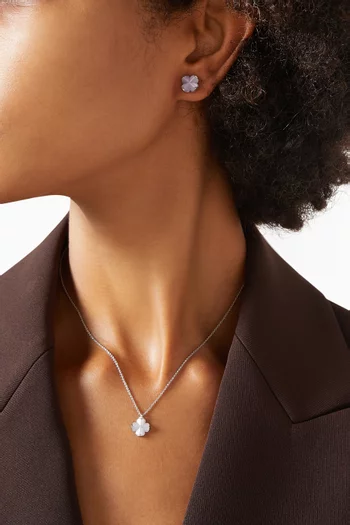 Spade Flower Mini Pendant Necklace in Silver-plated Brass