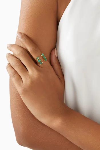 Sage Emerald Ring in 18kt Gold