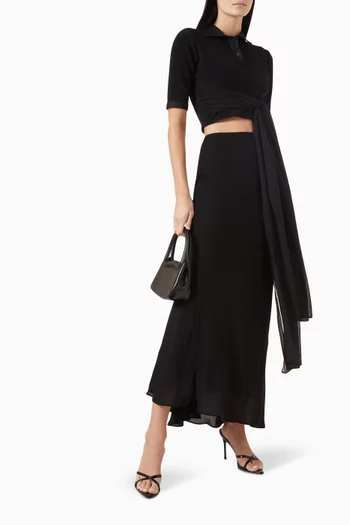 بلوزة سيلا قصيرة