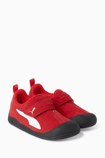 Kitten Premium Easy On Sneakers