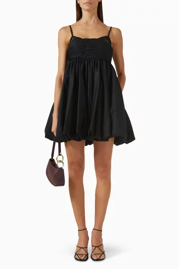 فستان اليكسا قصير بحافة منفوخة أورجانزا