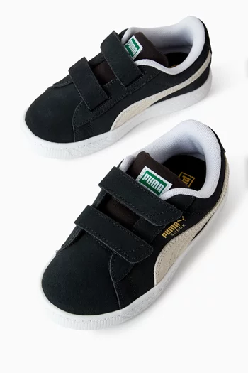 Classic Sneakers in Suede