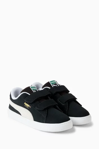 Classic Sneakers in Suede