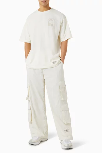 Wide-leg Cargo Pants in Recycled-shell