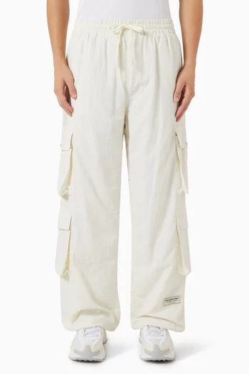 Wide-leg Cargo Pants in Recycled-shell