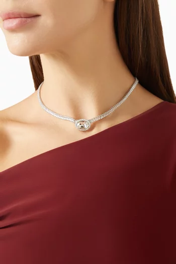 قلادة مزينة بالكريستال