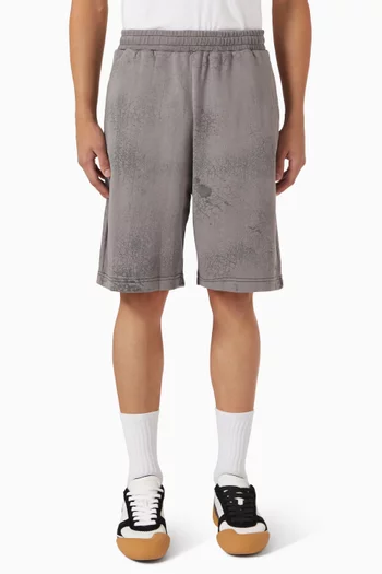 شورت بتطريز شعار الماركة قطن عضوي