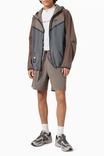 تي شيرت معالج بتقنية Dri-FIT