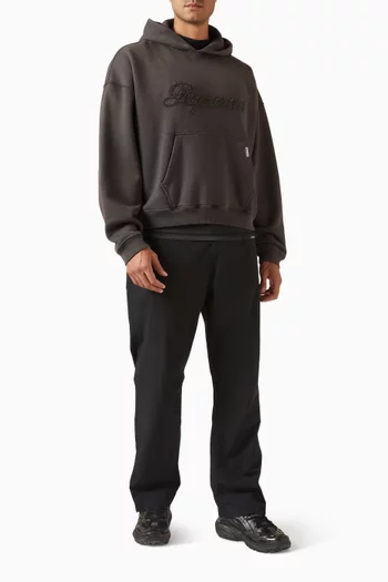 كنزة بغطاء رأس ورقعة شعار الماركة بتصميم معكوس صوف قطني