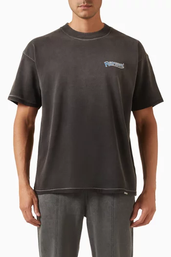 تي شيرت بشعار الماركة قطن