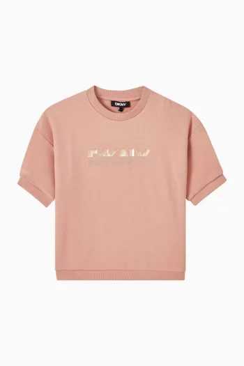 تي شيرت بشعار الماركة مرصع بأحجار الراين