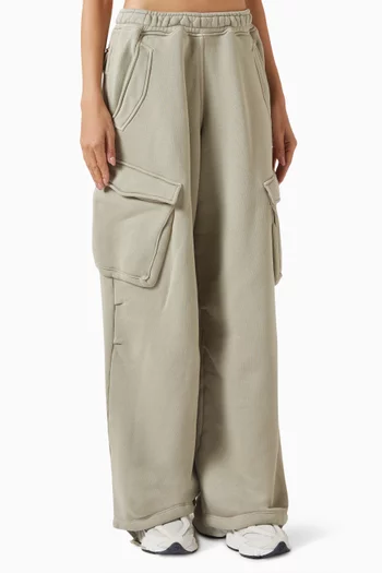 Initial Cargo Sweatpants in Cotton Fleece