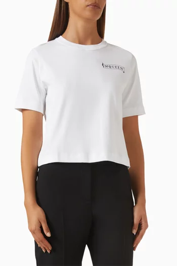 تي شيرت قصير بطبعة بشعار الماركة قطن وجيرسيه