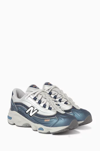 M1000 Sneakers in Suede & Mesh