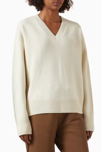 سترة آمي دي كور بفتحة رقبة على شكل حرف V‏ صوف وكشمير