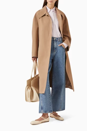 قميص بوي بقصة مربعة