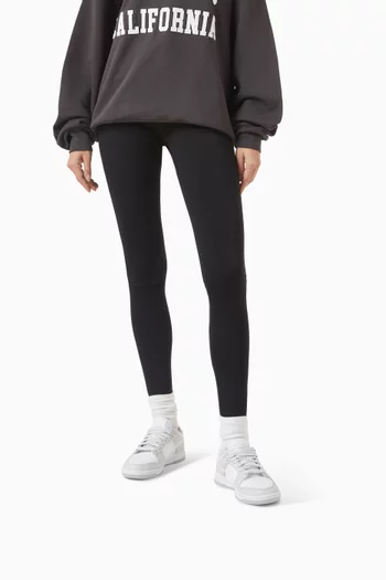 سنيكرز دانك أسفل الكاحل بتصميم لامع