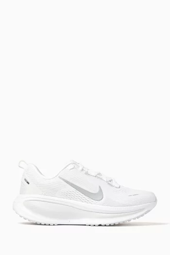 Vomero 18 Sneakers in Mesh