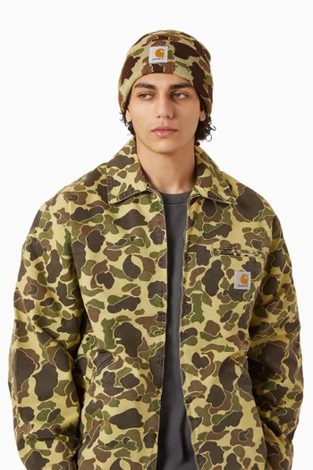 قبعة بيني بنقشة كامو داك