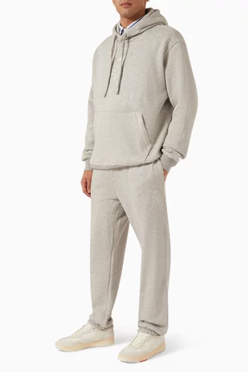 بنطال رياضي بطبعة شعار الماركة