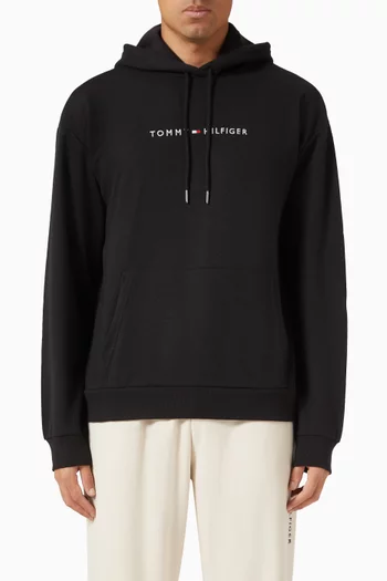 كنزة بغطاء رأس وشعار الماركة الشهير مزيج قطن