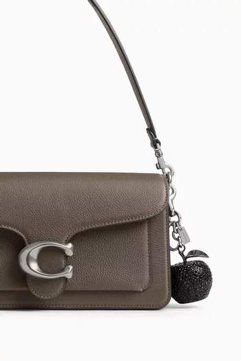 حلية حقيبة بتصميم تفاحة كريستال نحاس بلون فضي